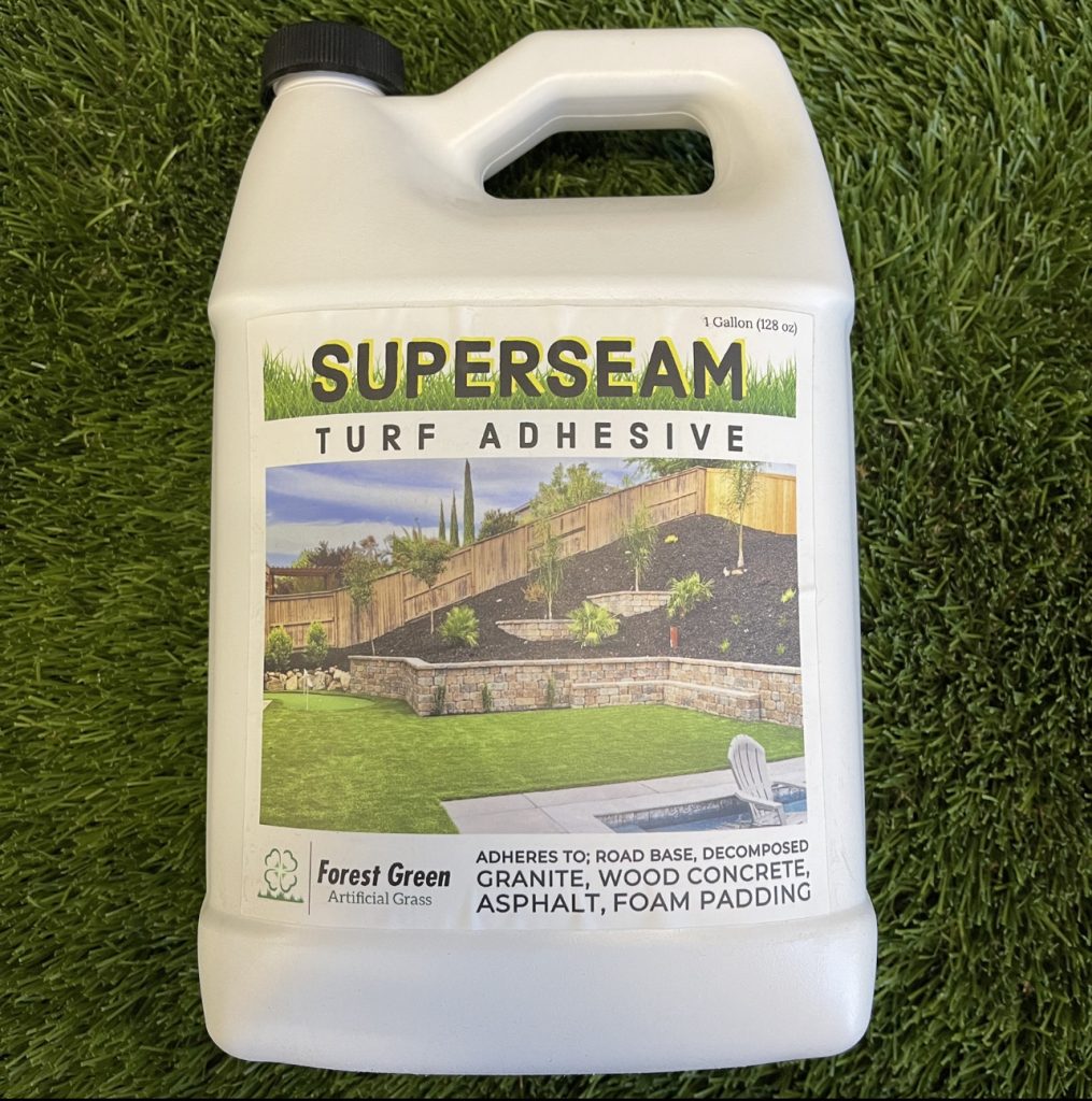 Artificial Grass Seam Glue // 1 Gallon Forest Green Artificial Grass